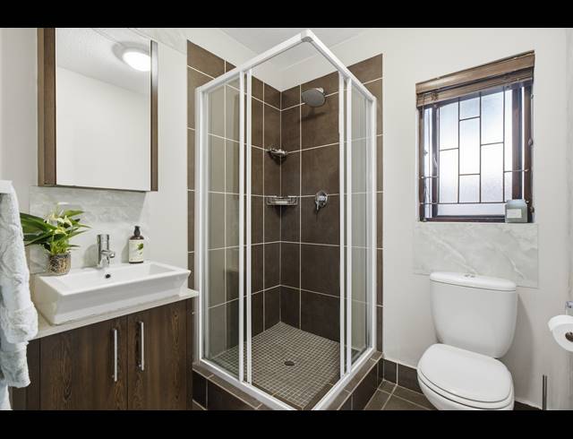 2 BEDROOM TOWNHOUSE FOR SALE IN CRAIGAVON